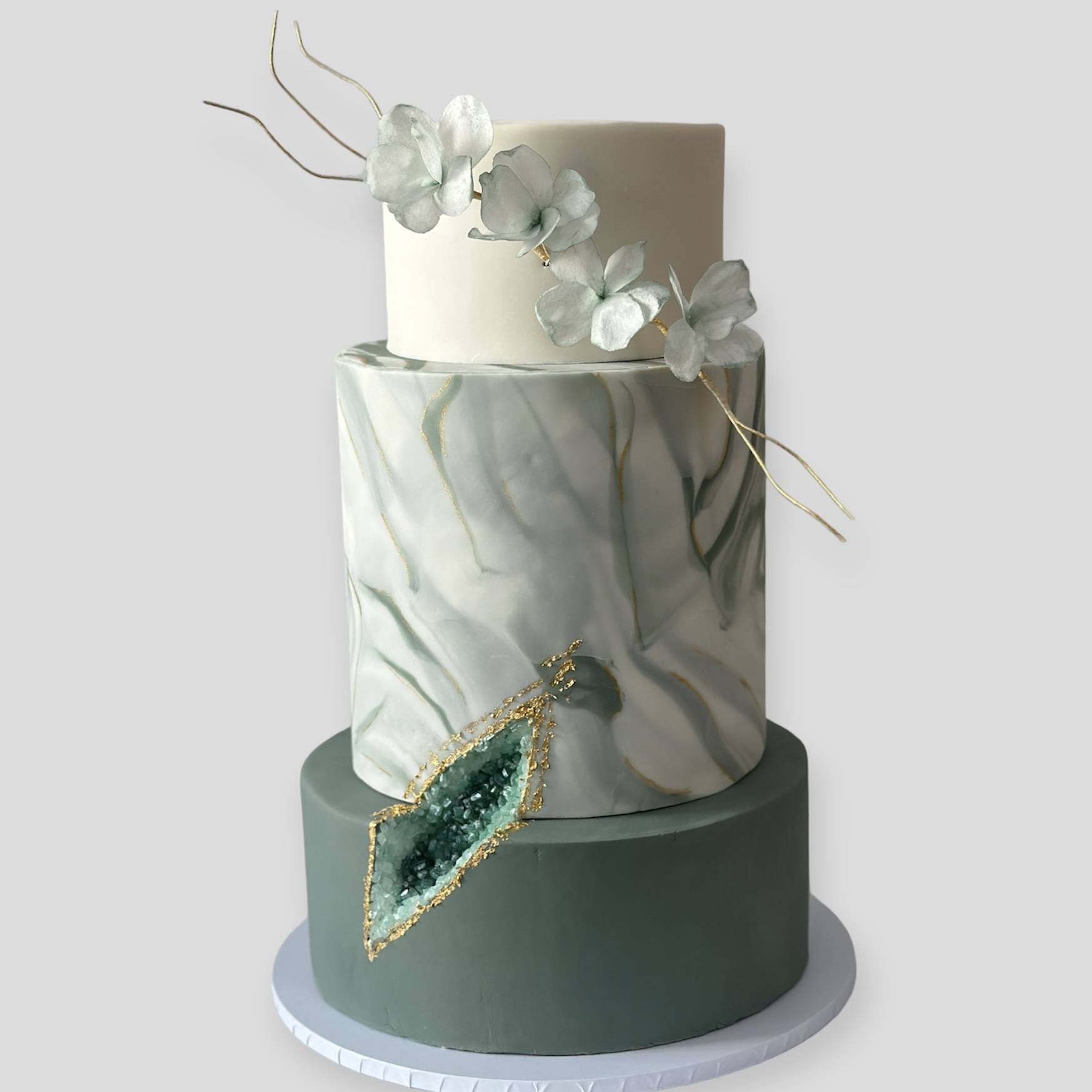 Geode crystal effect bespoke wedding cake, luxury wedding cakes London
